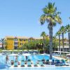 Panorámica piscina Resort Vacances Menorca